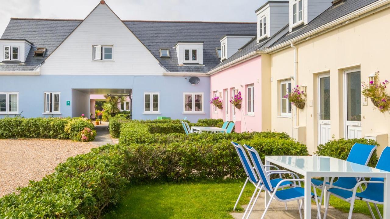 Ellingham Self-Catering Cottages Saint Peter Port Екстер'єр фото