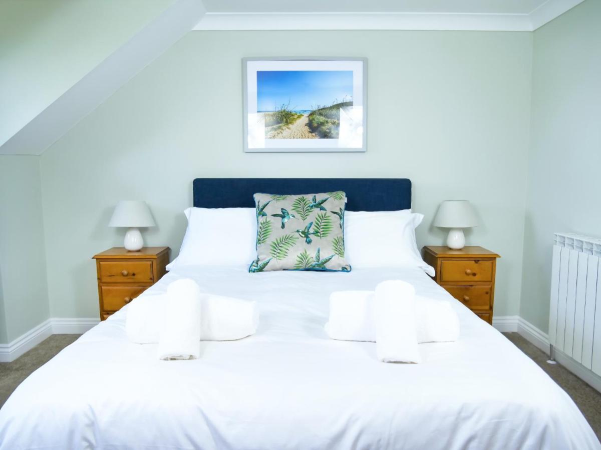 Ellingham Self-Catering Cottages Saint Peter Port Екстер'єр фото