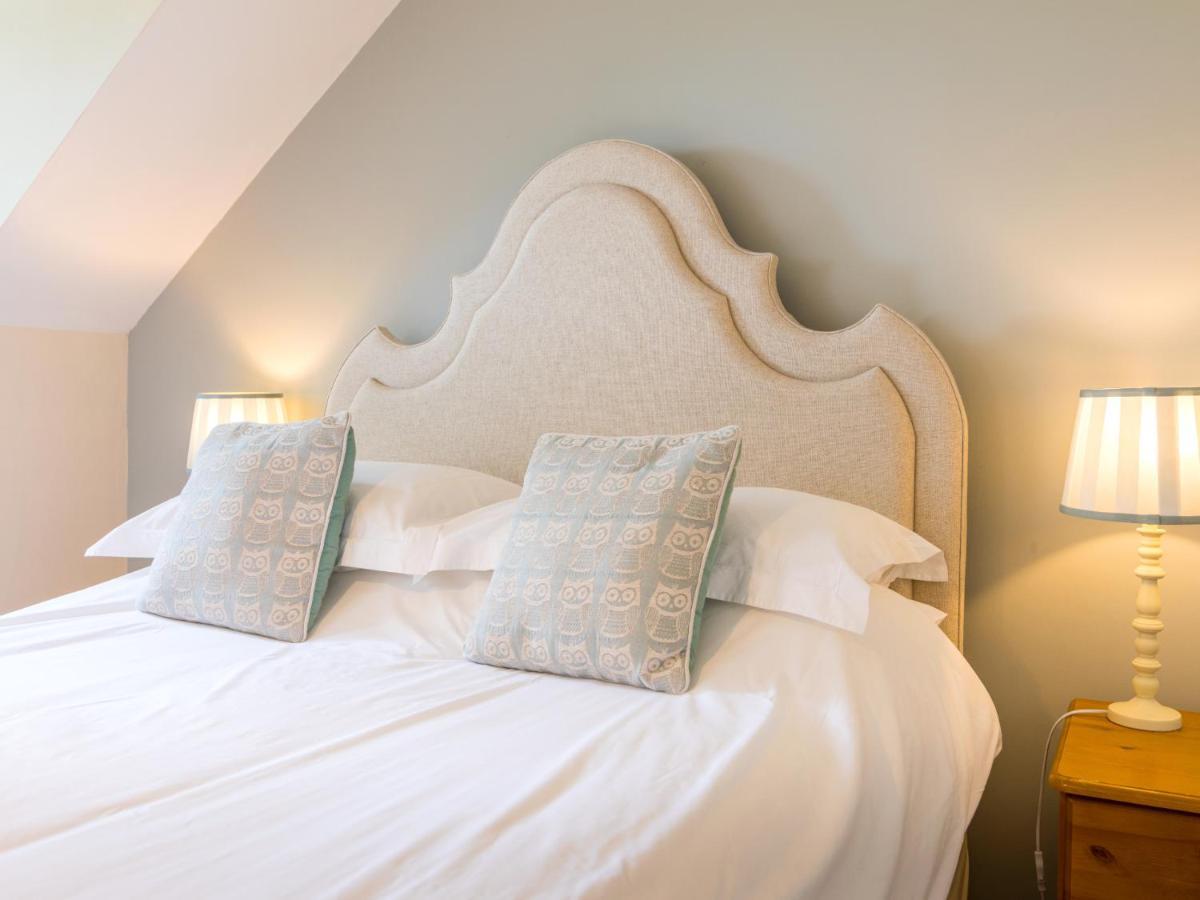 Ellingham Self-Catering Cottages Saint Peter Port Екстер'єр фото