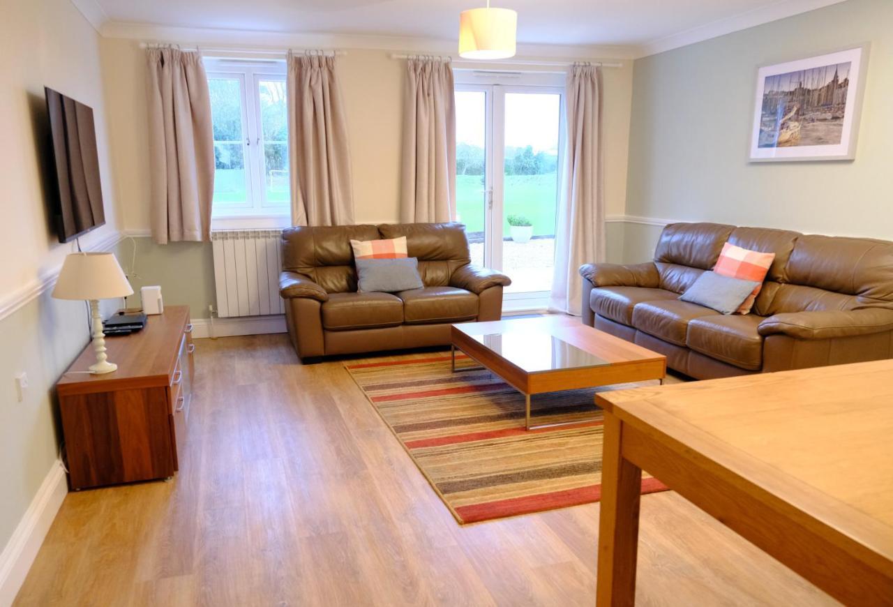 Ellingham Self-Catering Cottages Saint Peter Port Екстер'єр фото