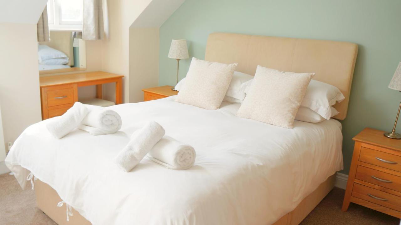 Ellingham Self-Catering Cottages Saint Peter Port Екстер'єр фото