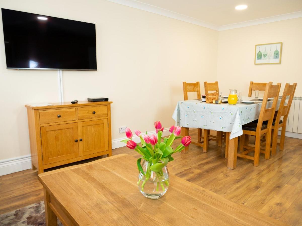 Ellingham Self-Catering Cottages Saint Peter Port Екстер'єр фото