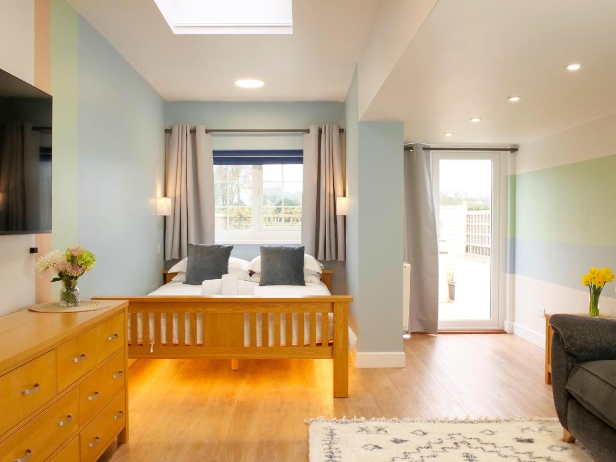 Ellingham Self-Catering Cottages Saint Peter Port Екстер'єр фото