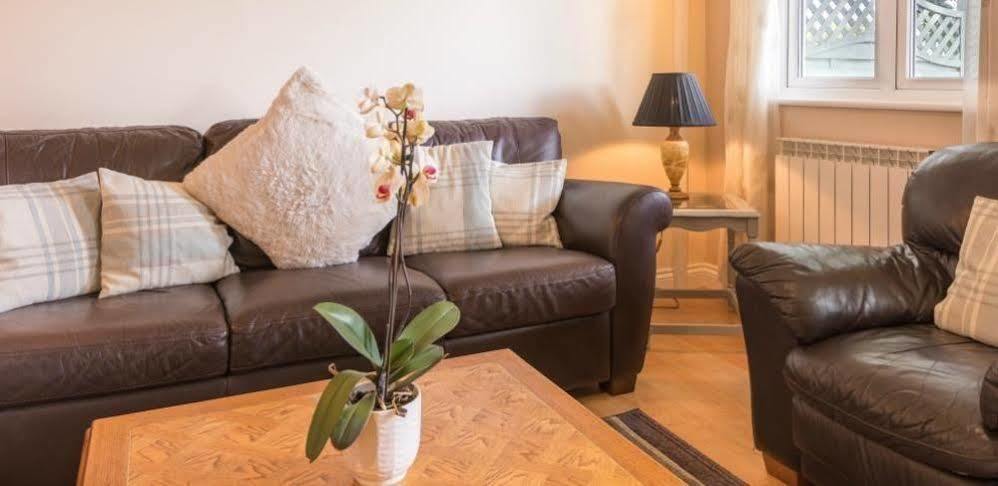 Ellingham Self-Catering Cottages Saint Peter Port Екстер'єр фото